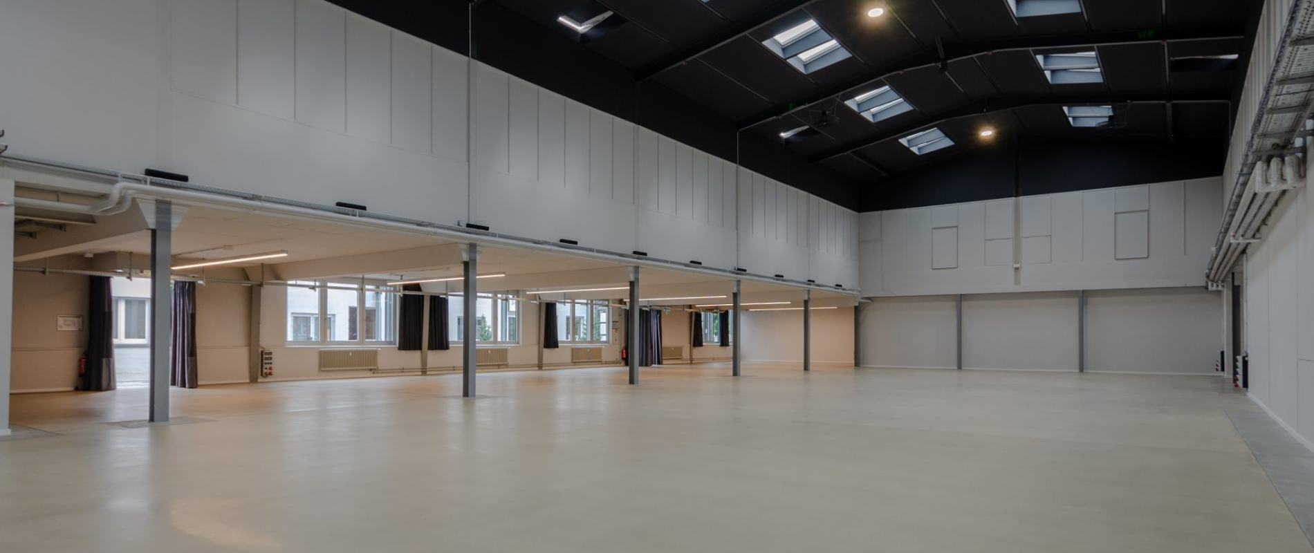 Raumfabrik Halle Innen FLOW THE KITCHEN