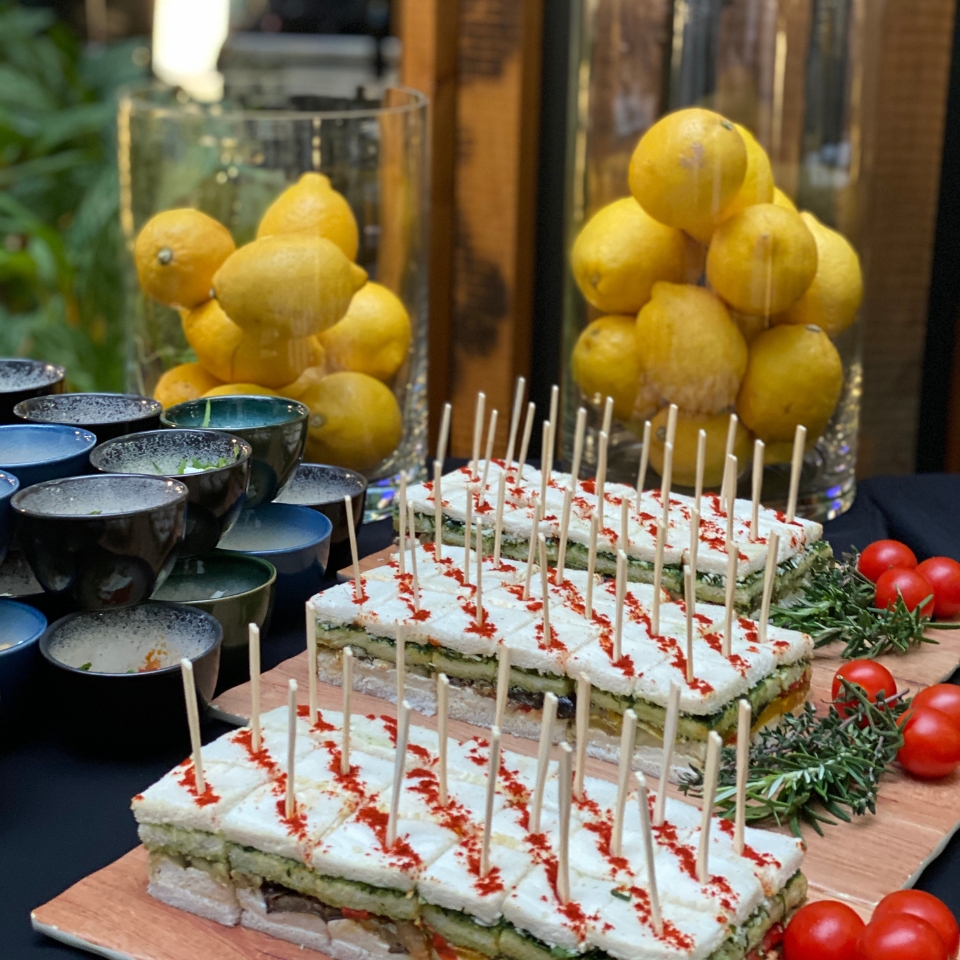 Artemide Light & Buildung Fingerfood FLOW THE KITCHEN