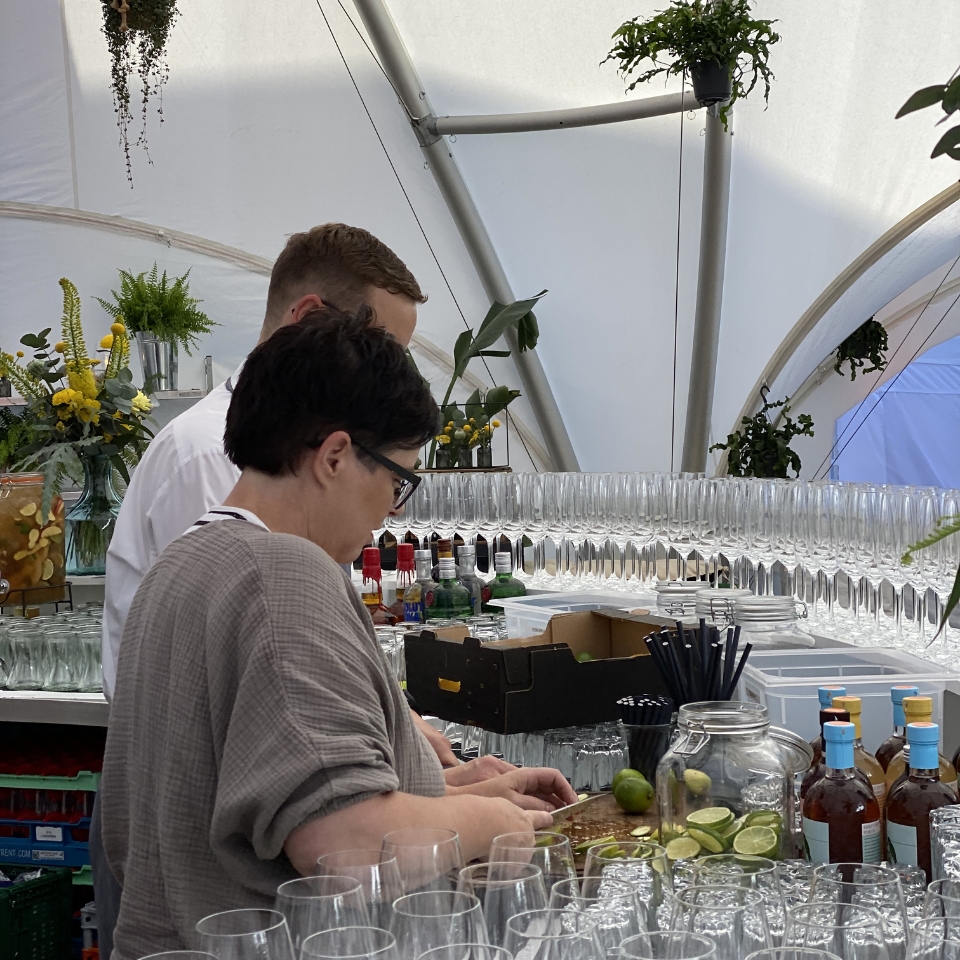 EY Klassikstadt Sommerfest Bar FLOW THE KITCHEN