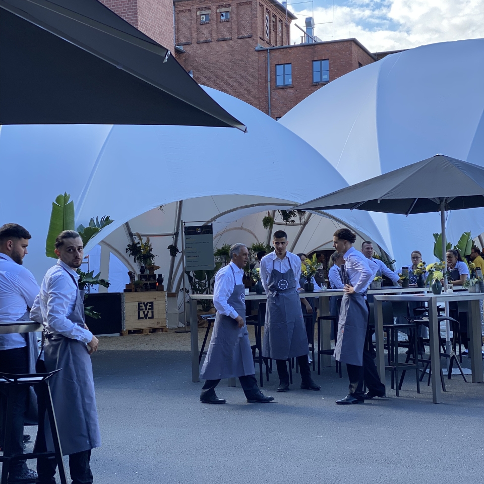EY Klassikstadt Sommerfest Service FLOW THE KITCHEN