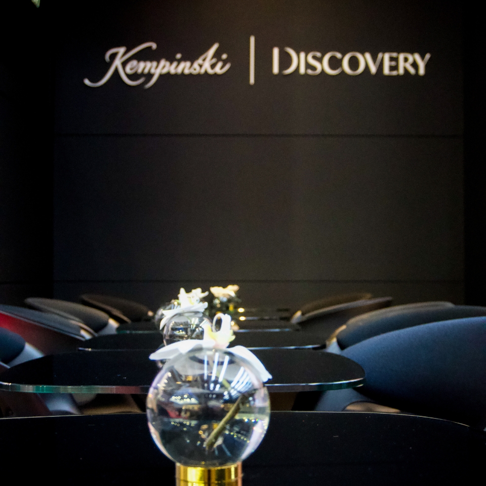 Kempinski-Discovery-IMEX-Dekoration-FLOW-THE-KITCHEN