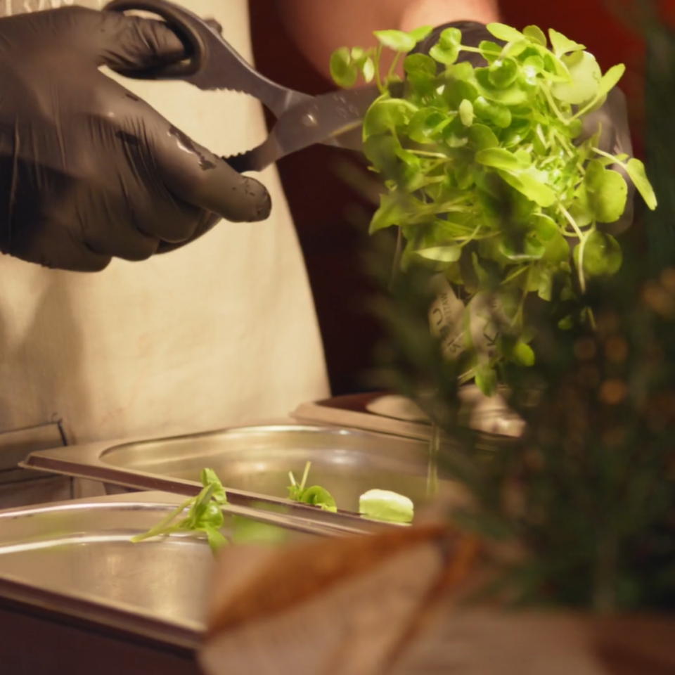 Latham & Watkins Hofgut Hünersdorff Kresse FLOW THE KITCHEN