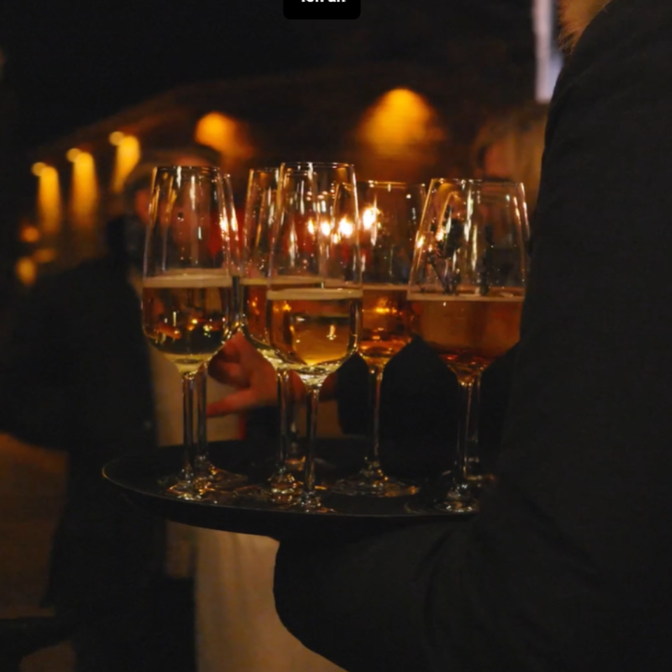 Latham & Watkins Hofgut Hünersdorff Sektgläser Aperitif FLOW THE KITCHEN