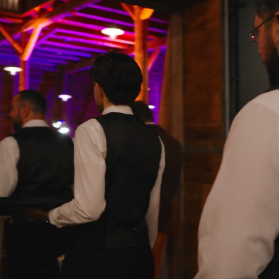 Latham & Watkins Hofgut Hünersdorff Service FLOW THE KITCHEN