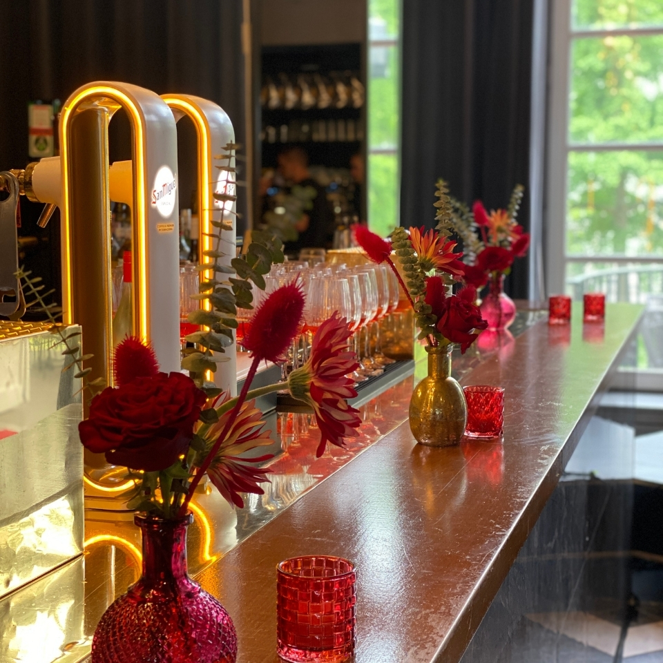 Le Panther Messe Party Light and Building Bar FLOW THE KITCHEN