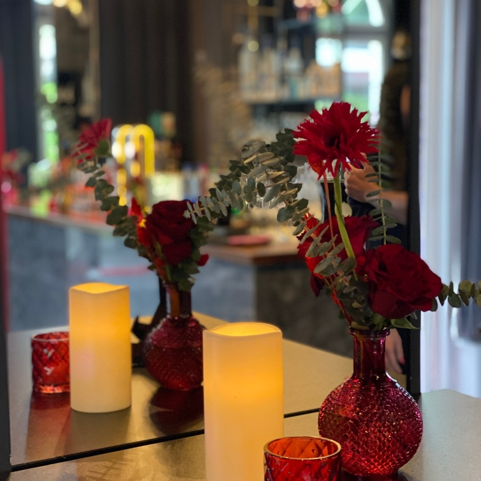 Le Panther Messe Party Light and Building Blumen Kerzen Tischdekoration FLOW THE KITCHEN