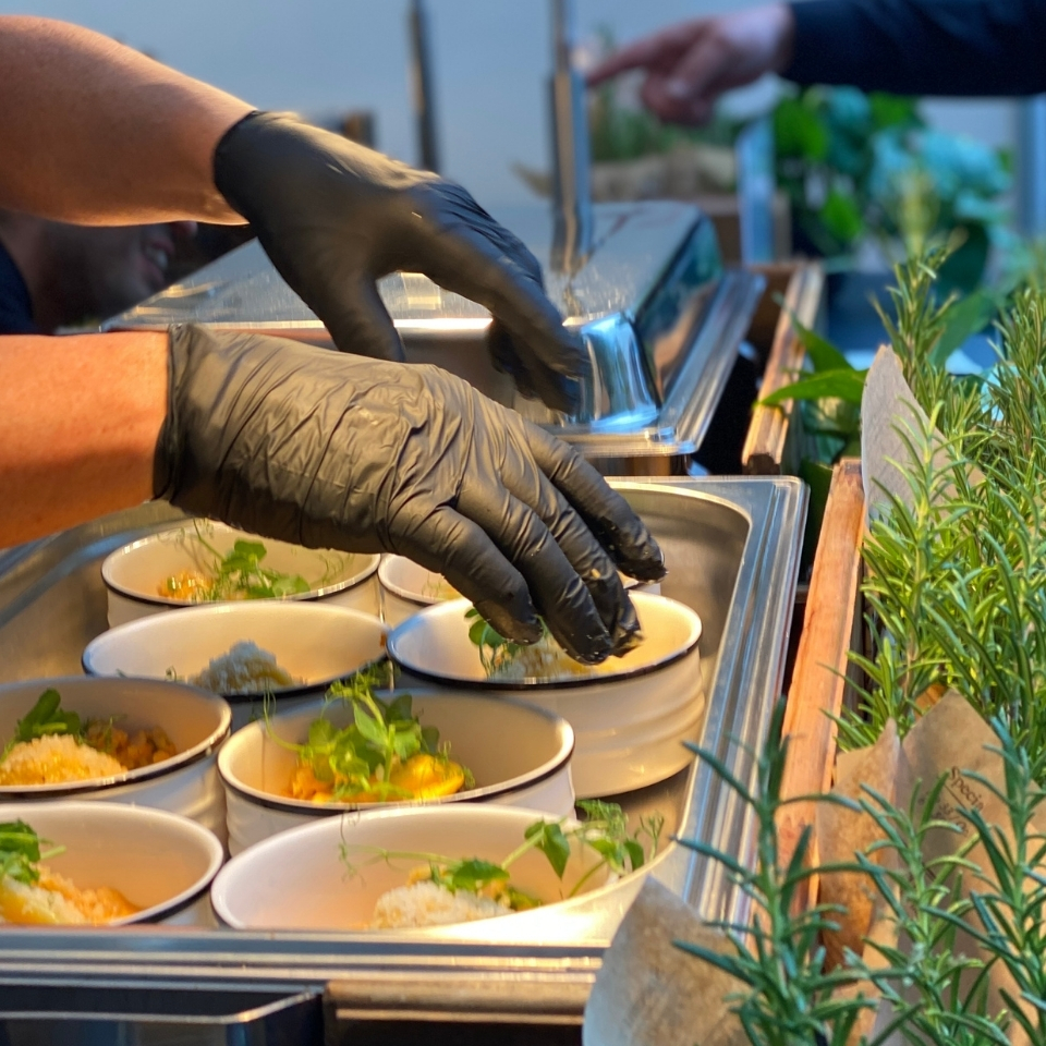 Le Panther Messe Party Light and Building Live Cooking Fingerfood FLOW THE KITCHEN