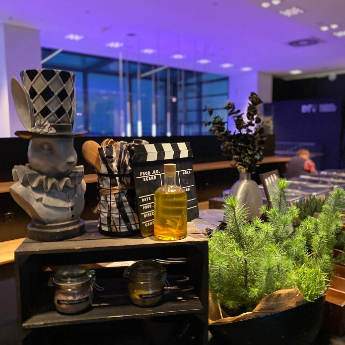 Miebach Consulting DFF Weihnachtsfeier Dekoration FLOW THE KITCHEN