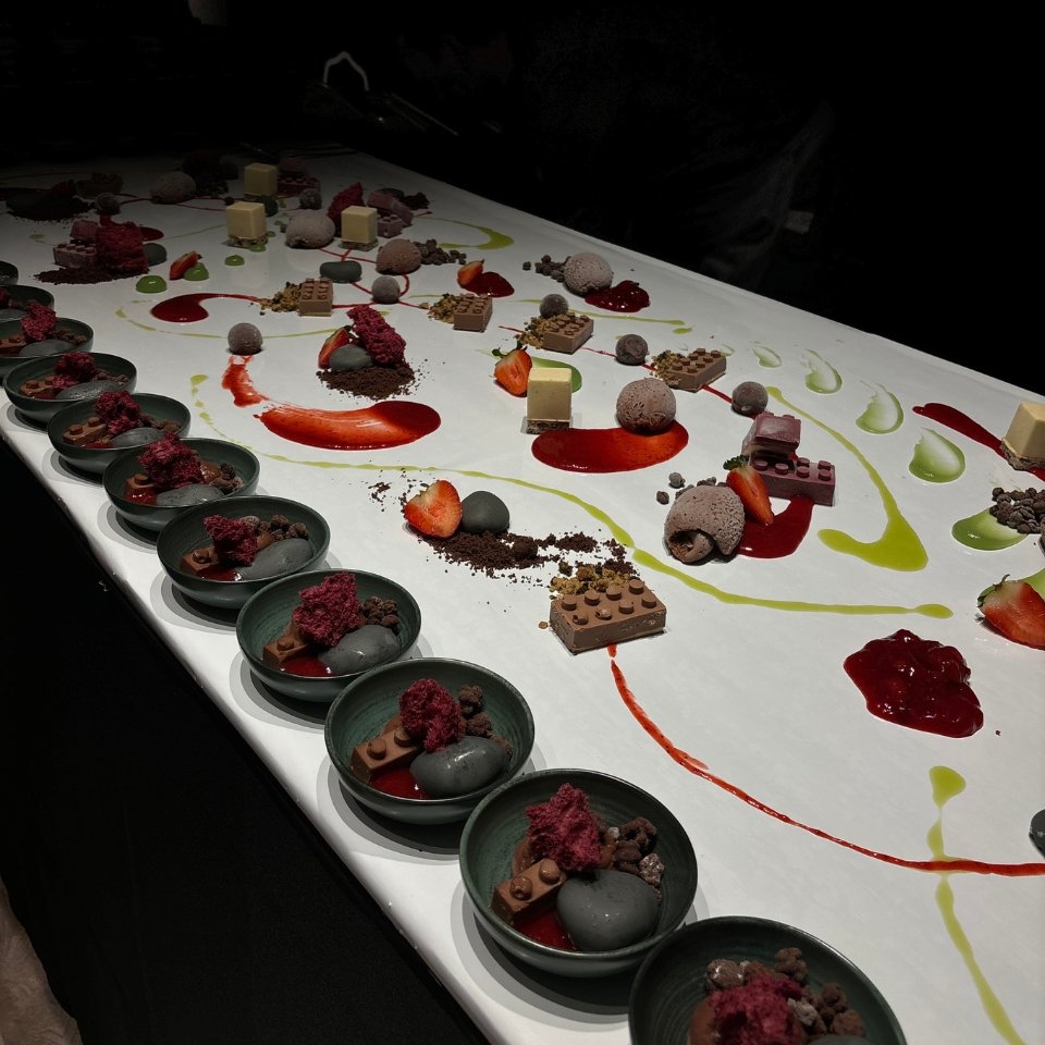 Place to be Kreisler Grand Opening Live Dessert FLOW THE KITCHEN