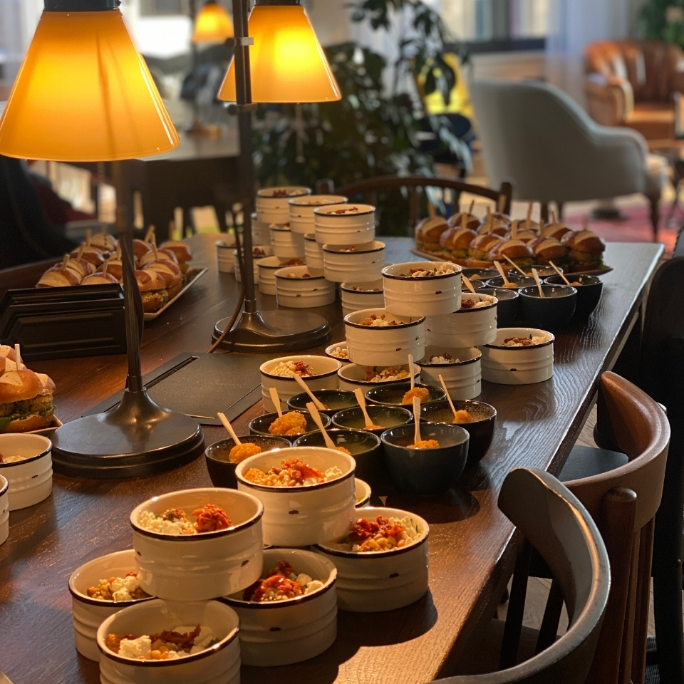 Ruby Hotels HANNA Stuttgart Opening Fingerfood FLOW THE KITCHEN