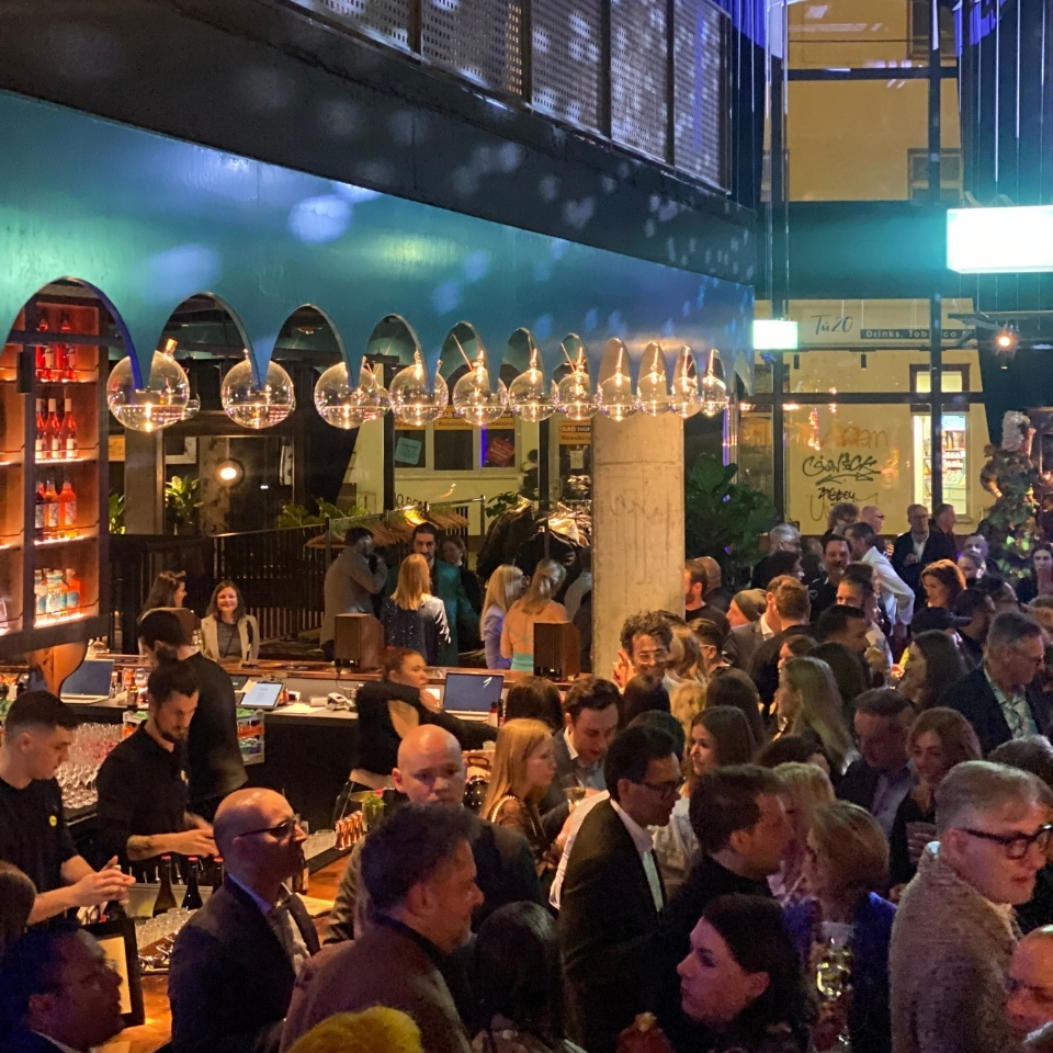 Ruby Hotels HANNA Stuttgart Opening Party Diskokugeln FLOW THE KITCHEN