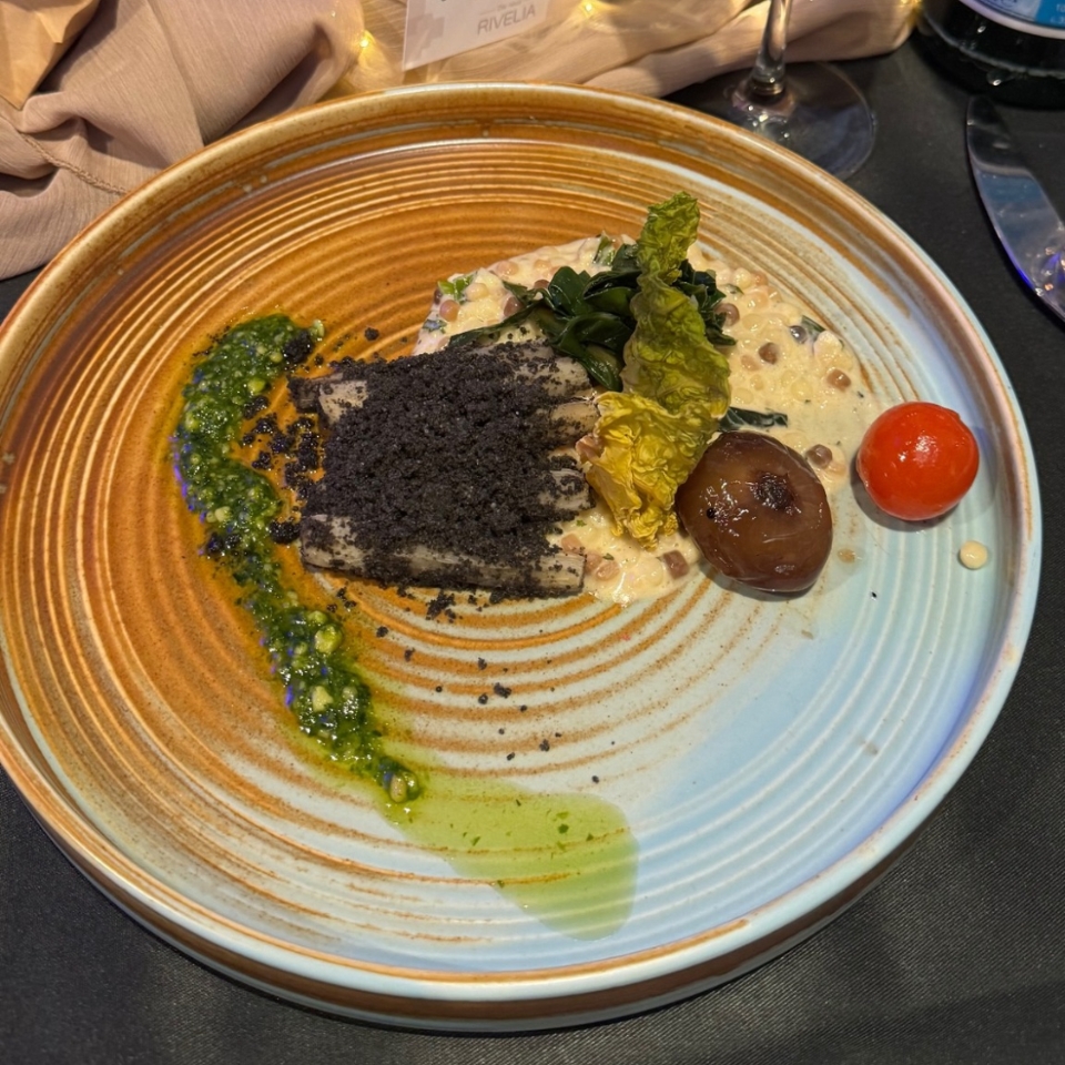 De Longhi Le Panther Dinner FLOW THE KITCHEN