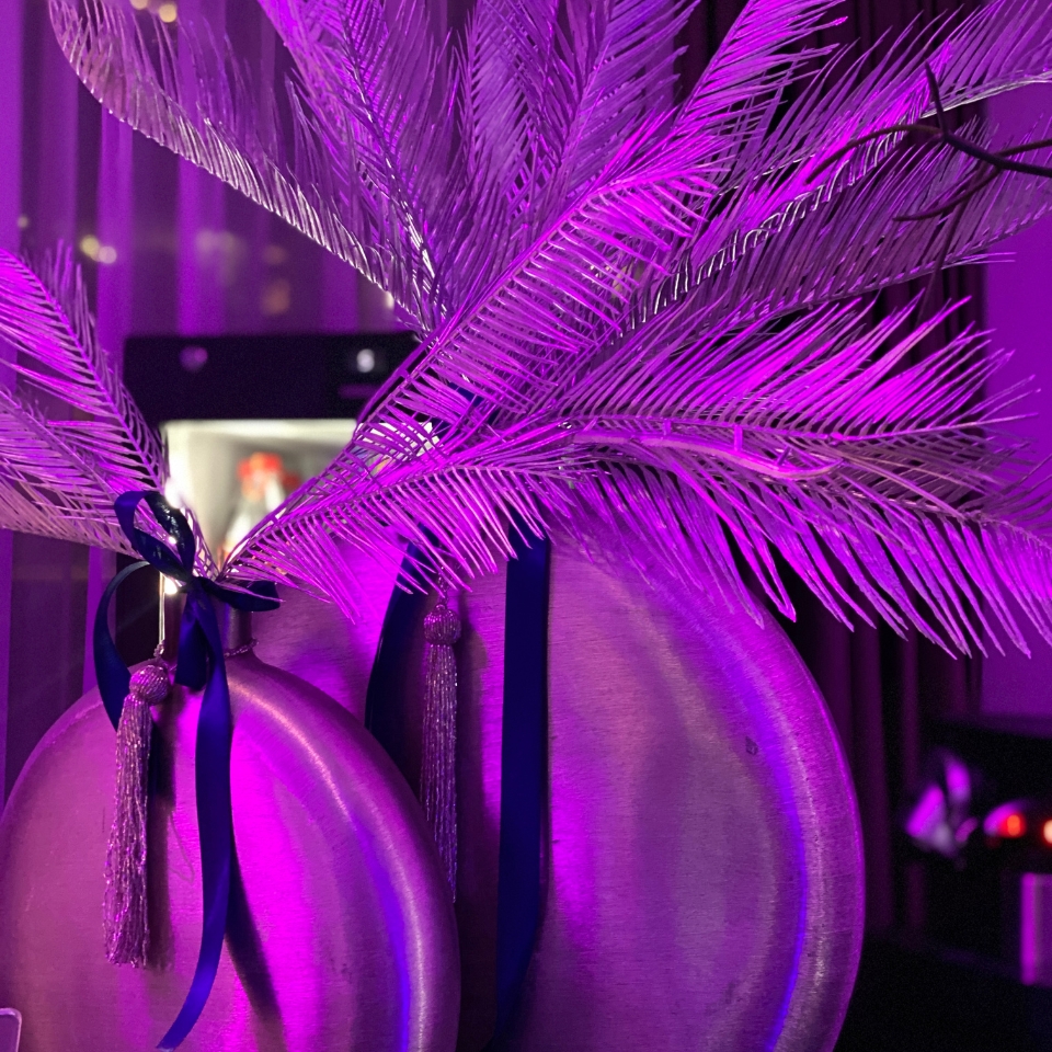 M2P Main Suites Blumenvasen Gold Deko FLOW THE KITCHEN