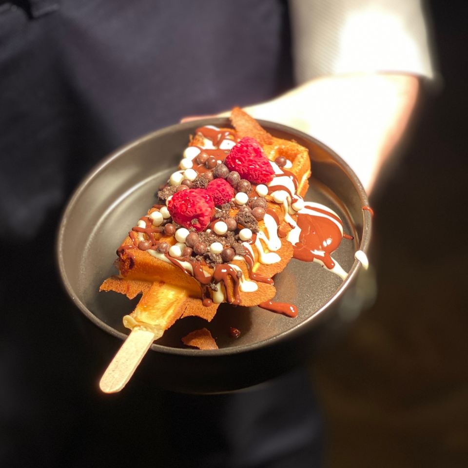 Tecis/ Swiss Life Galadinner Waffel am Stiel FLOW THE KITCHEN