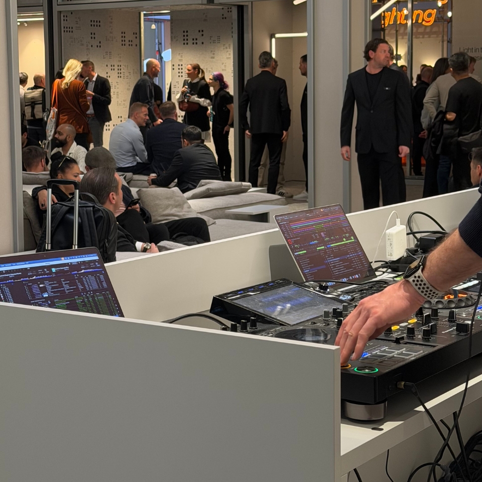 XAL Light+Building Messe DJ Pult FLOW THE KITCHEN