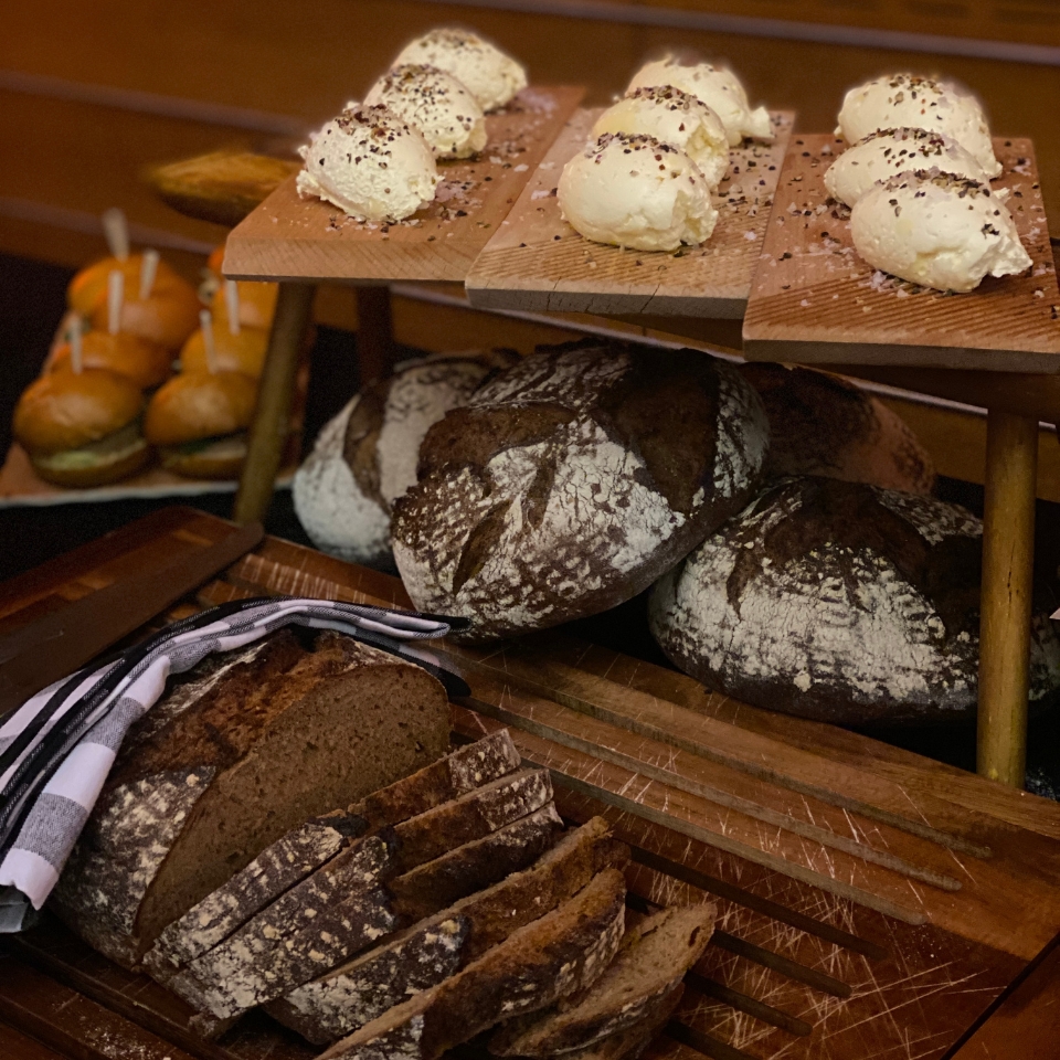 Check24 Goethe Uni Brot mit Butter FLOW THE KITCHEN