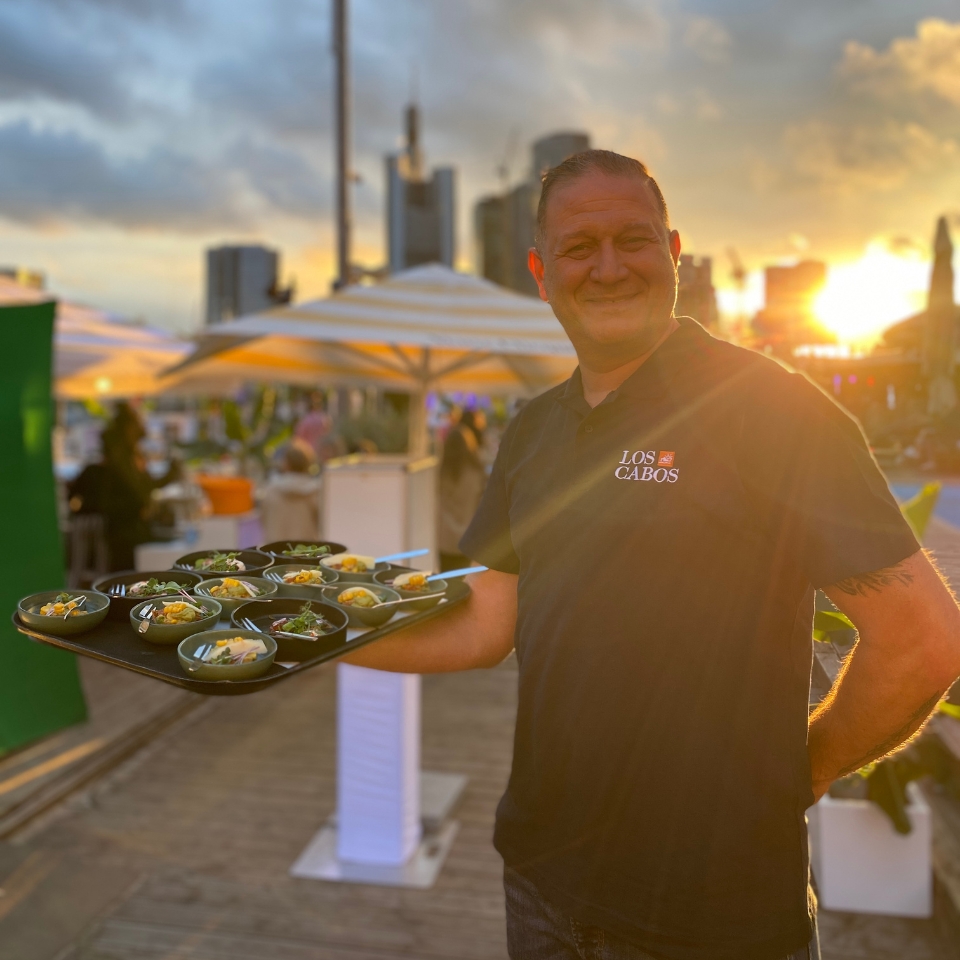 Nina Events City Beach Service mit Fingerfood FLOW THE KITCHEN