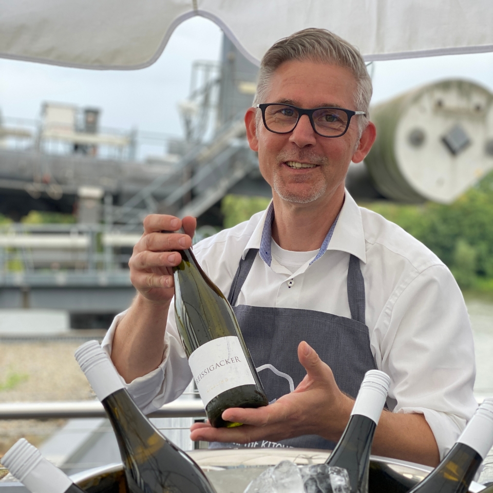 SharkNinja Sommerfest Service mit Wein FLOW THE KITCHEN