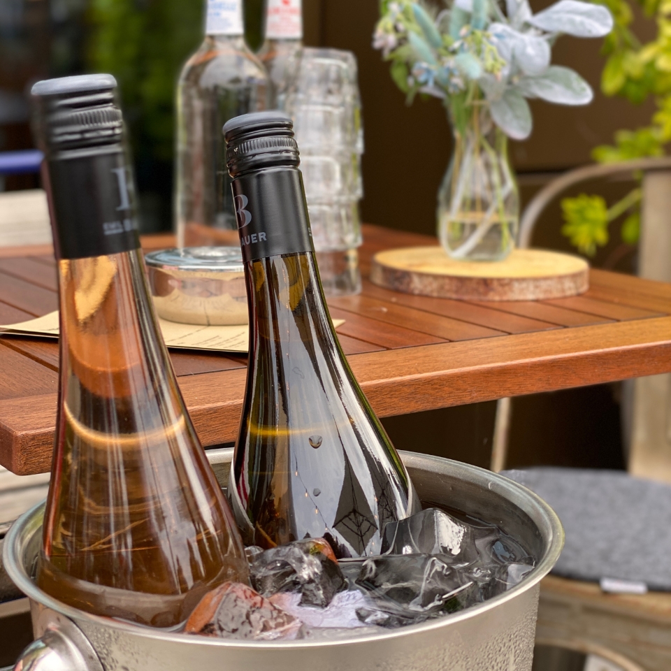 Verband der Chemischen Industrie Ruby Hotels Wein in Weinkühler FLOW THE KITCHEN