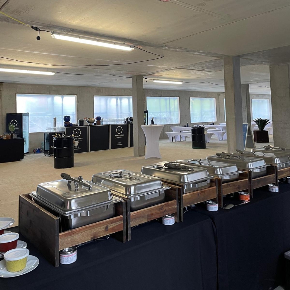 Topping-Out Ceremony at Instone Summer Festival Buffet FLOW THE KITCHEN